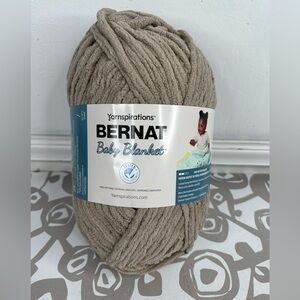 Yarnspirations Bernat Baby Blanket Yarn 220 yds 10.5 oz 300 g Baby Sand